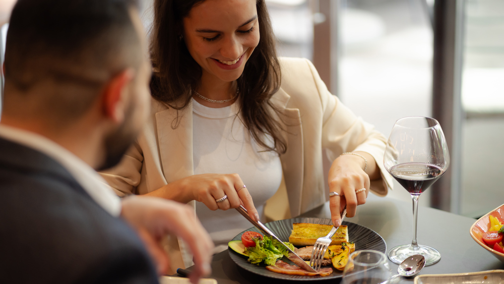 Traditioneller Genuss – Hut-Essen Erlebnis für Zwei im Restaurant Mirabell inkl. Bierbegleitung