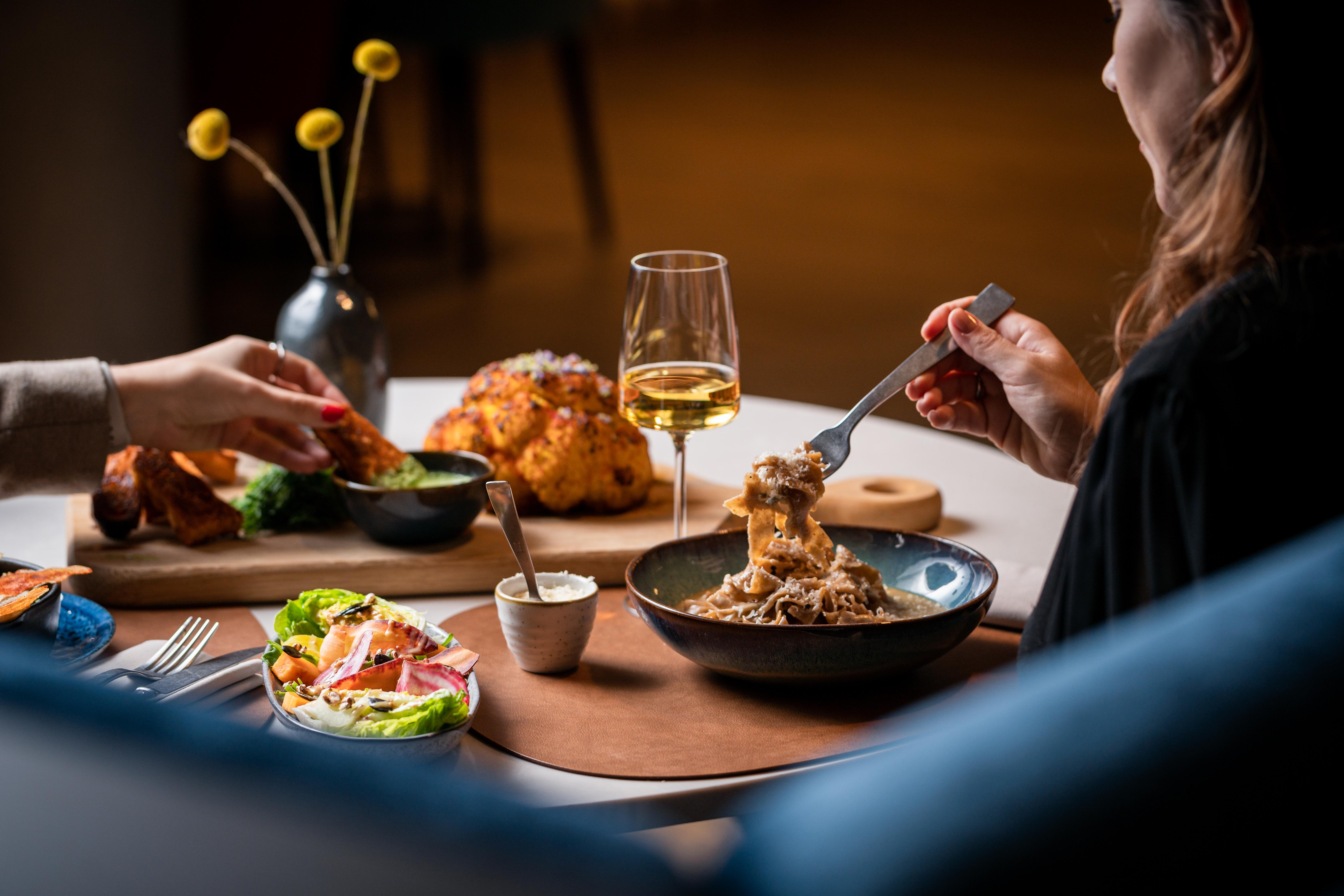 CHF 100 - MOMENTS RESTAURANT 