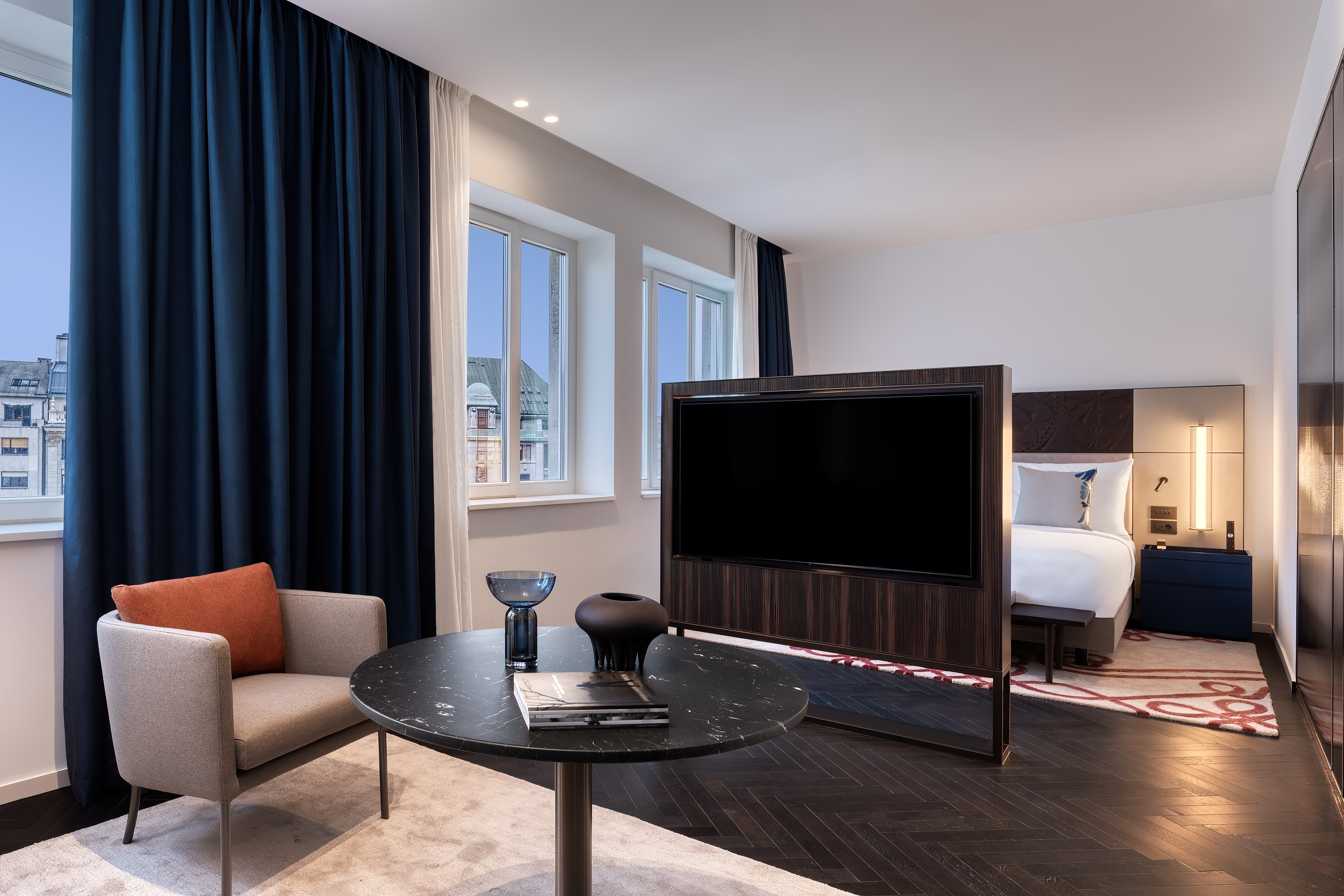 Champagne Suite Escape