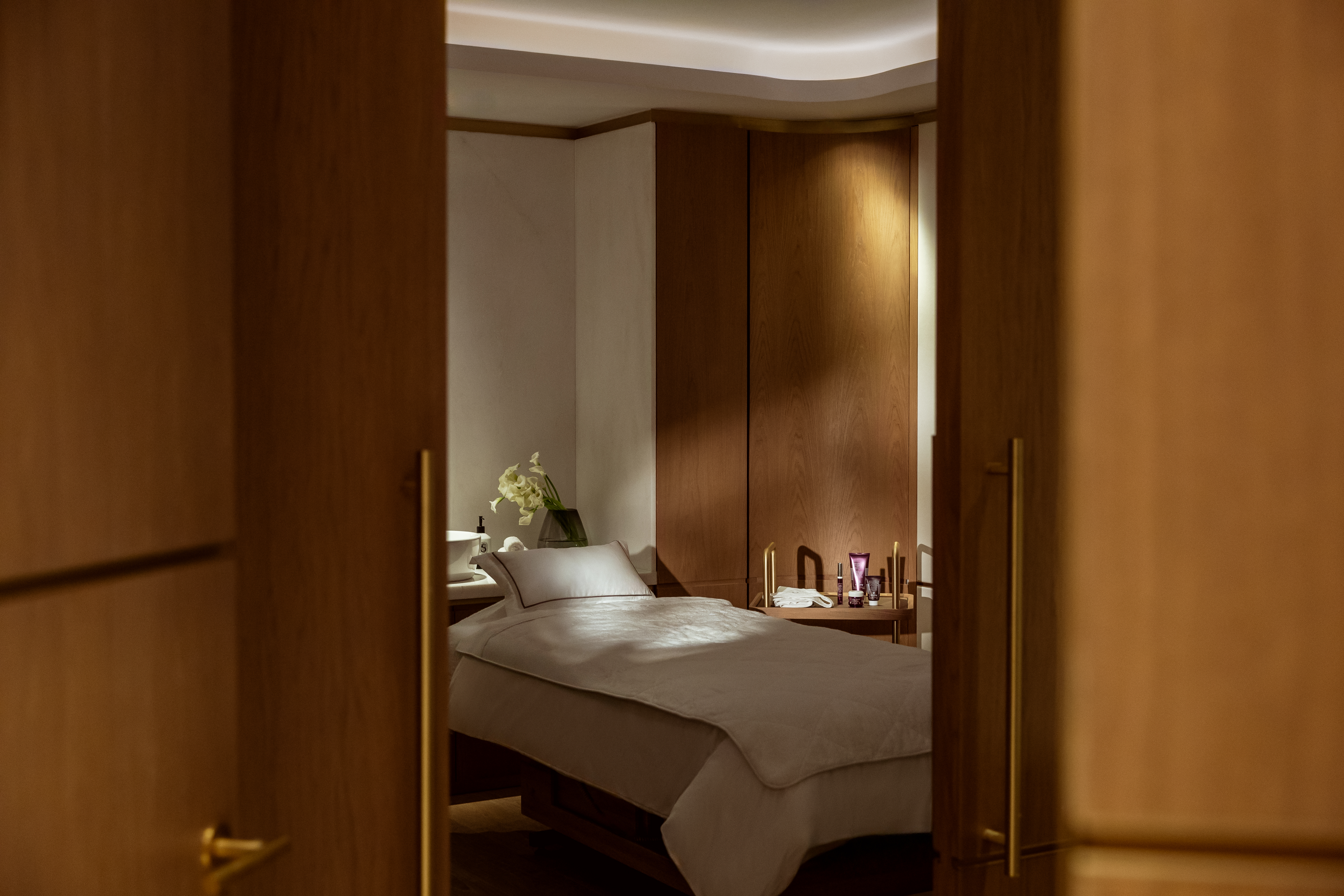 Ultimate Espa Body Massage Experience - 60 Minutes