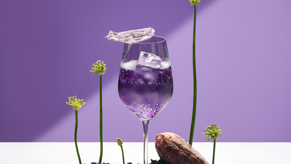 2 Signature Selected Cocktails + 2 Light Snacks at Artesian Bar