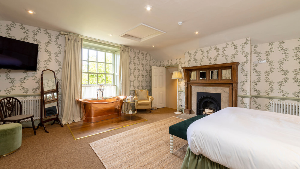 Weekend B&B Stay in a Fort Henry Suite