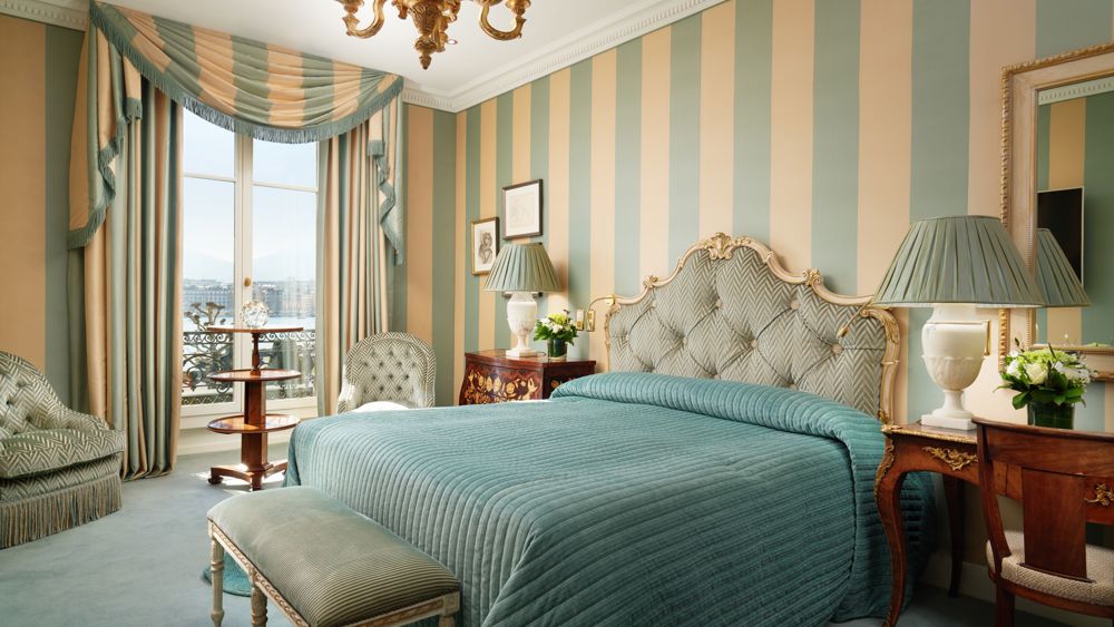 Elegant night at the Hotel d’Angleterre