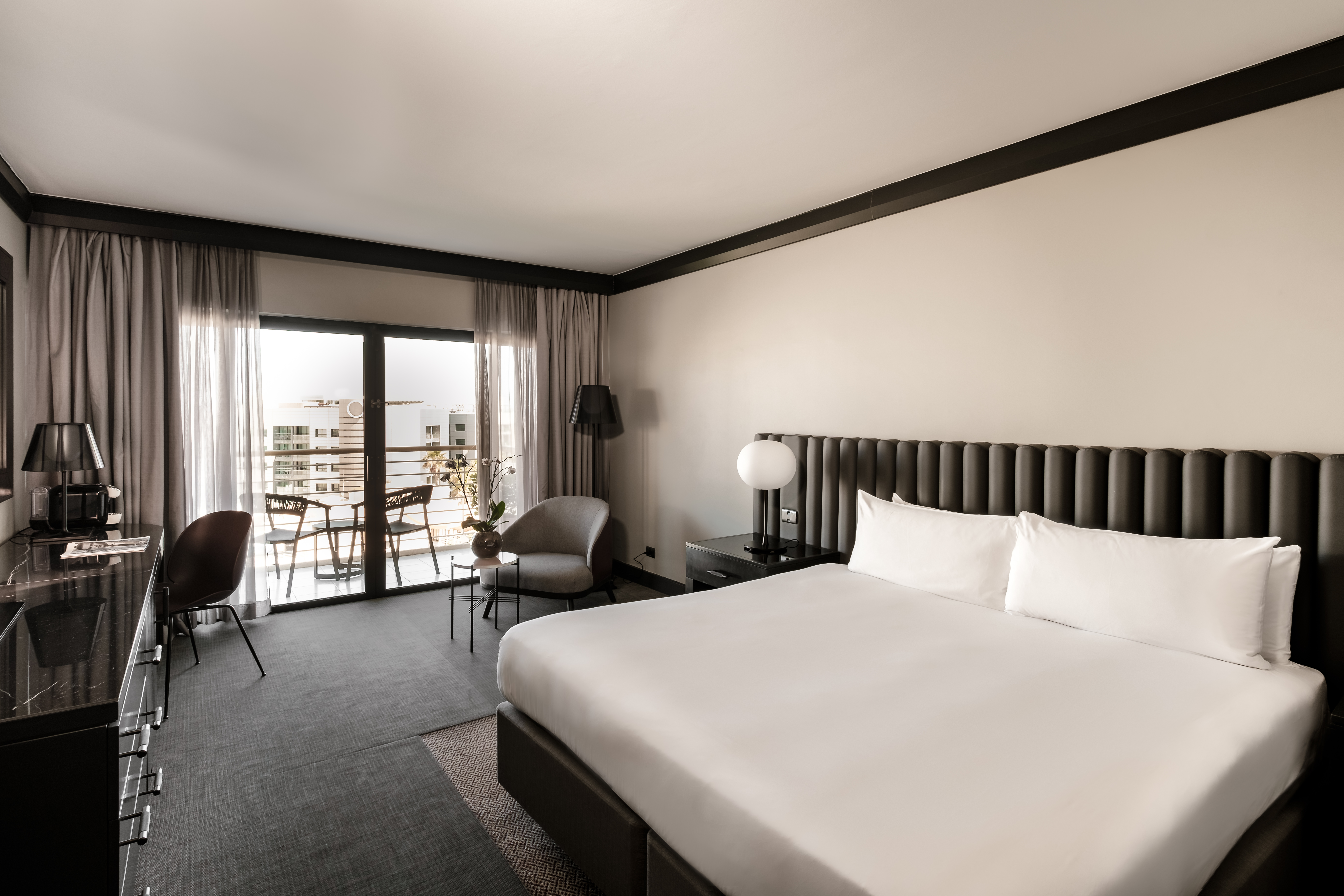 One Night Club Room - Winter