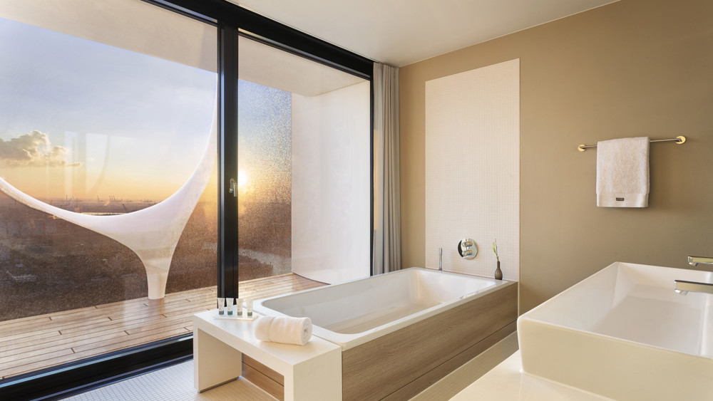 1 night in the Presidential Suite including breakfast for 2 people