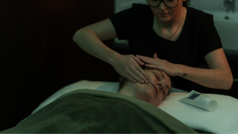 Re-hydro-ate massage - Midweek only