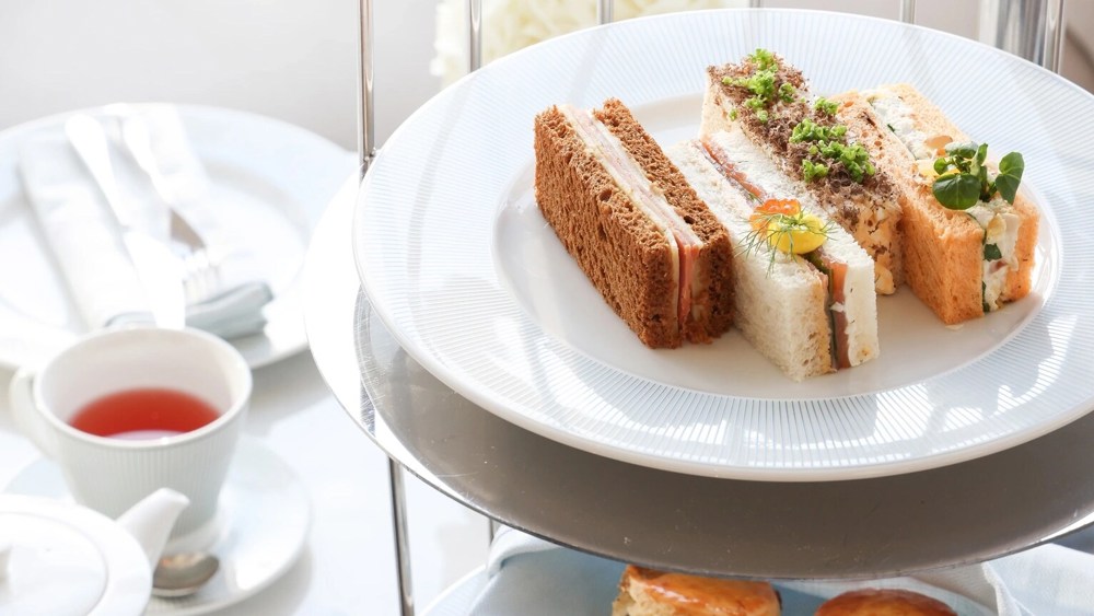 Afternoon Tea for One at Pearl Lounge