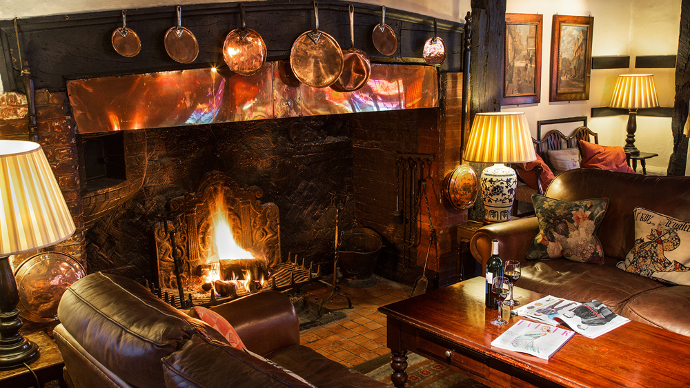 Lunch and lounge for two at The Spread Eagle