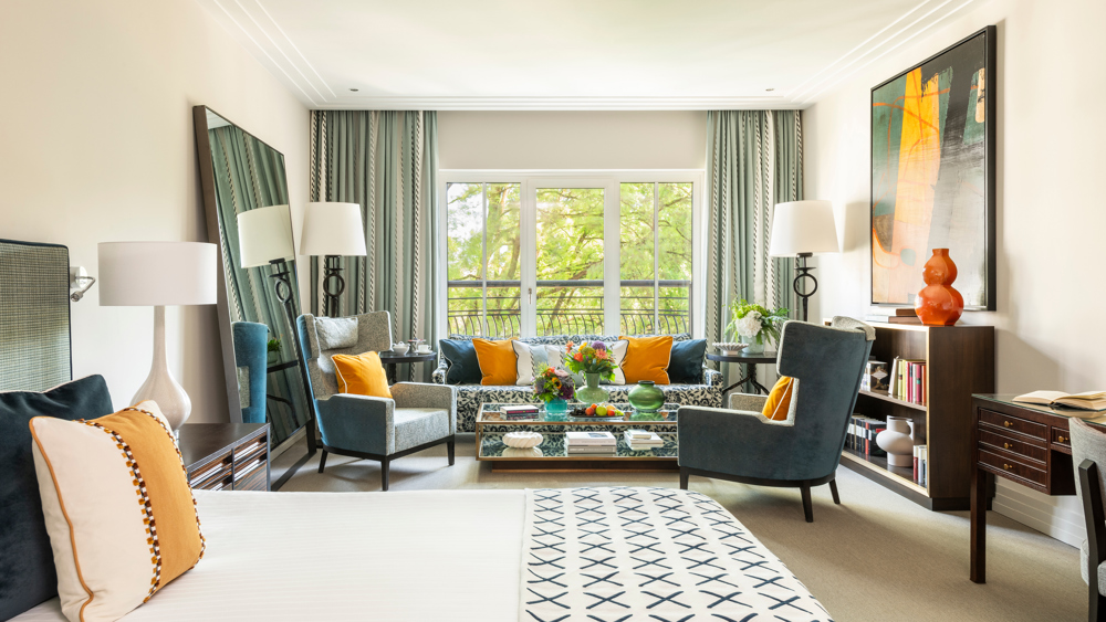 City Escape in a Deluxe Junior Suite Park View