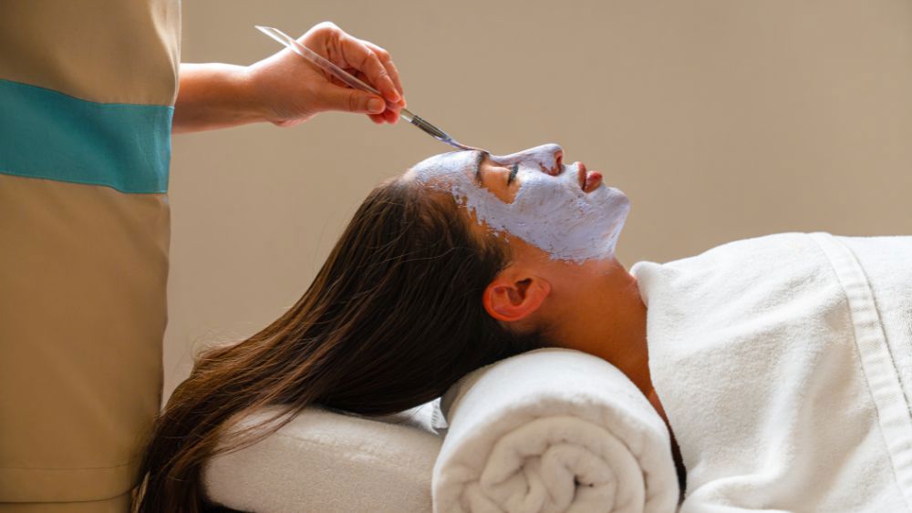 Expert Youth Facial (45-mins)