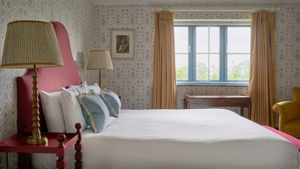 Midweek B&B Stay in a Royal Room