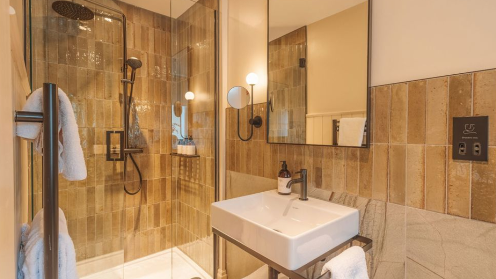 Luxury Overnight Stay For Two With Breakfast in our Heatherbank Cottage