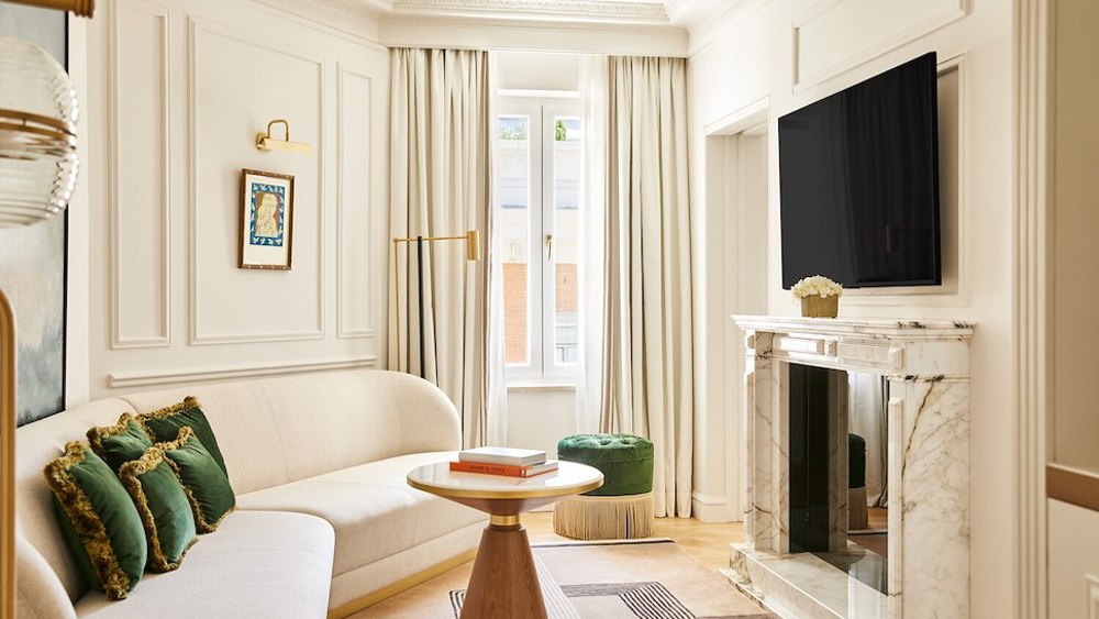 1 night in a Palace Suite with Breakfast