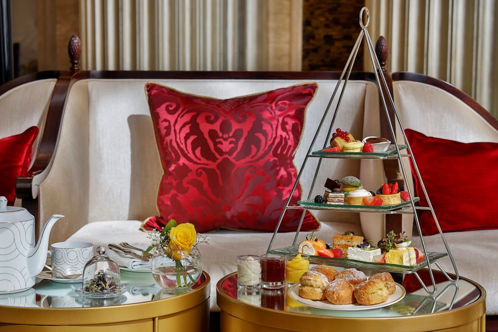Signature Afternoon Tea with Bubbly