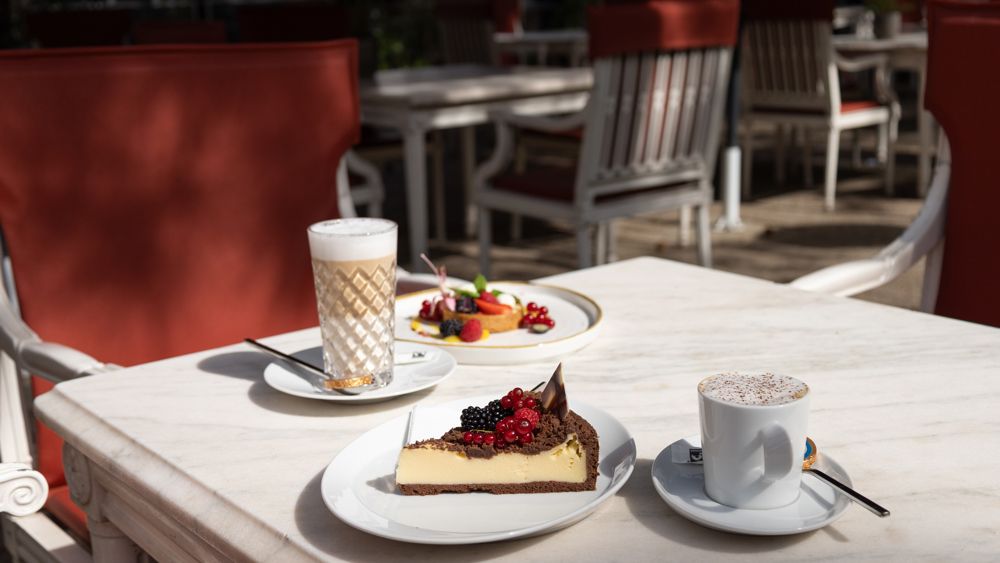 Coffee & cake