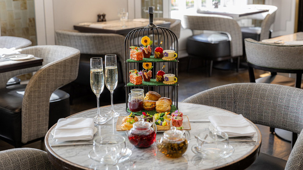 Day Pass & Prosecco Afternoon Tea for Two