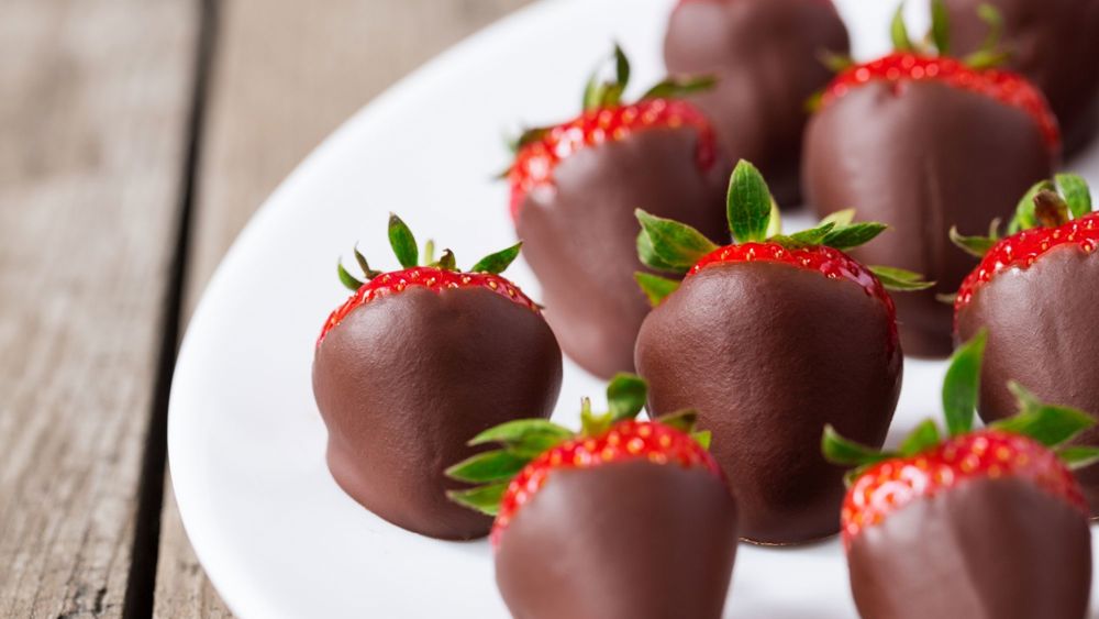 Chocolate Dipped Fruit