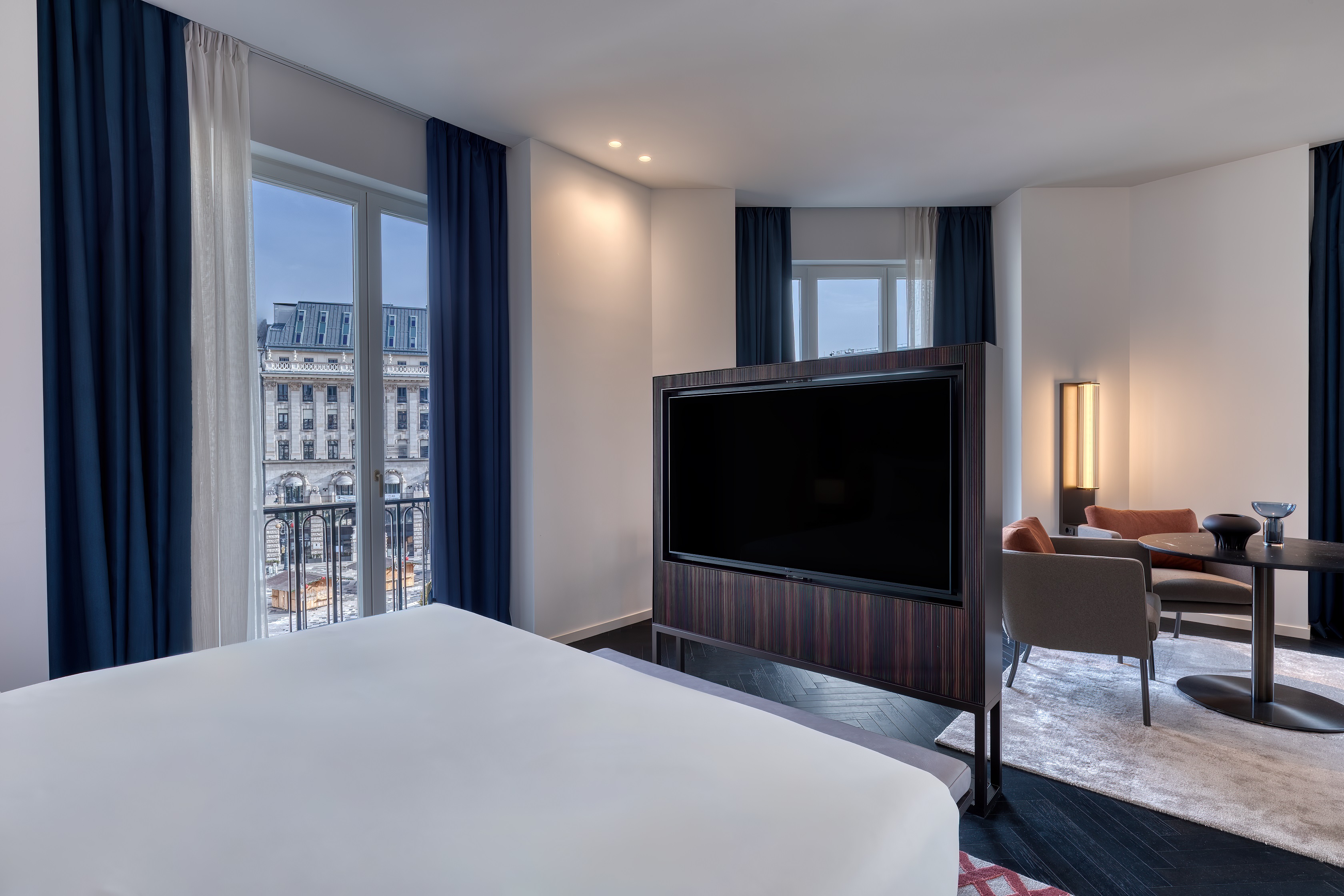 Champagne Suite Escape