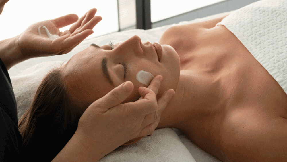 HERBAL BALANCING TREATMENT (60 MINUTES)
