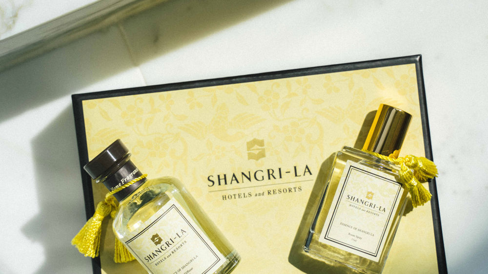 Shangri-la Essence Mini Set Room Spray and Reed Diffuser