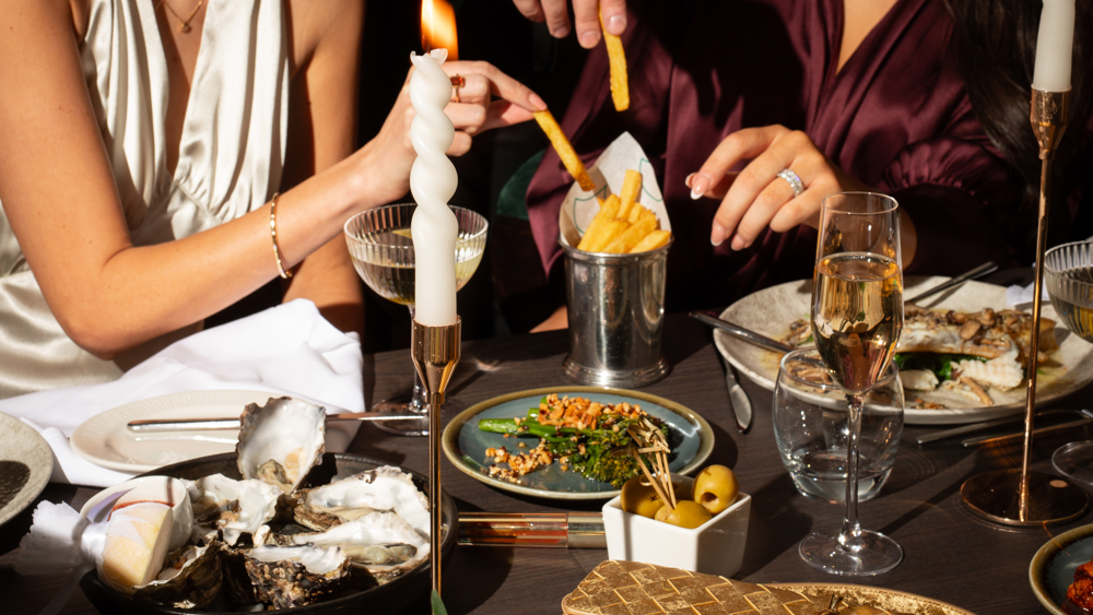 Dinner For Two with Fizz