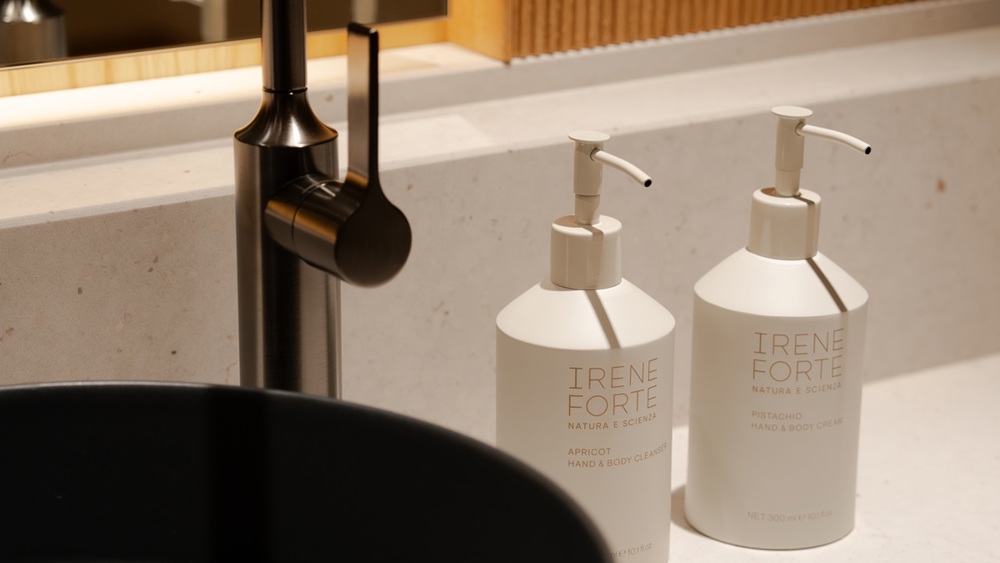 Luxury Pedicure - 60-minutes