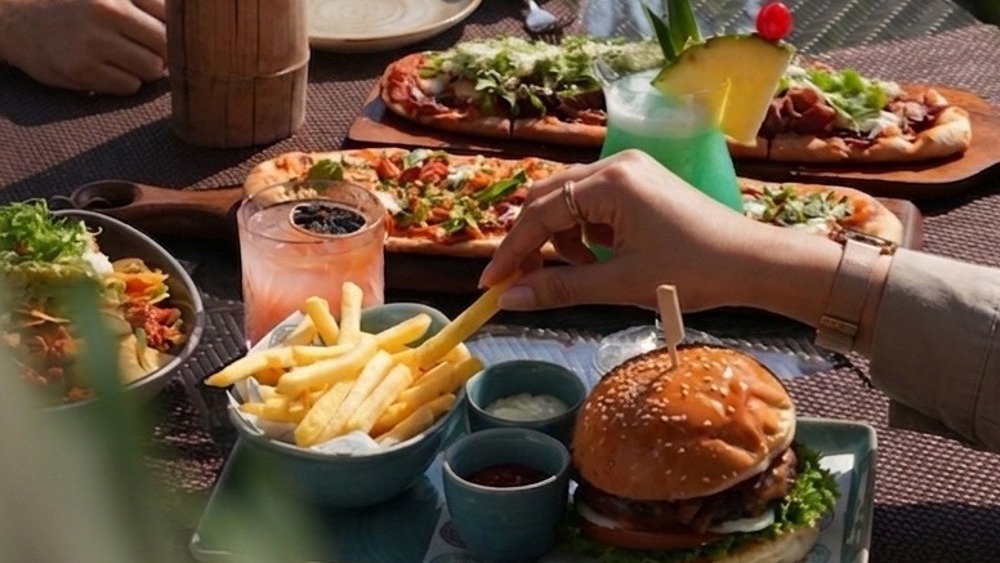 AED 1000 Dining Credit