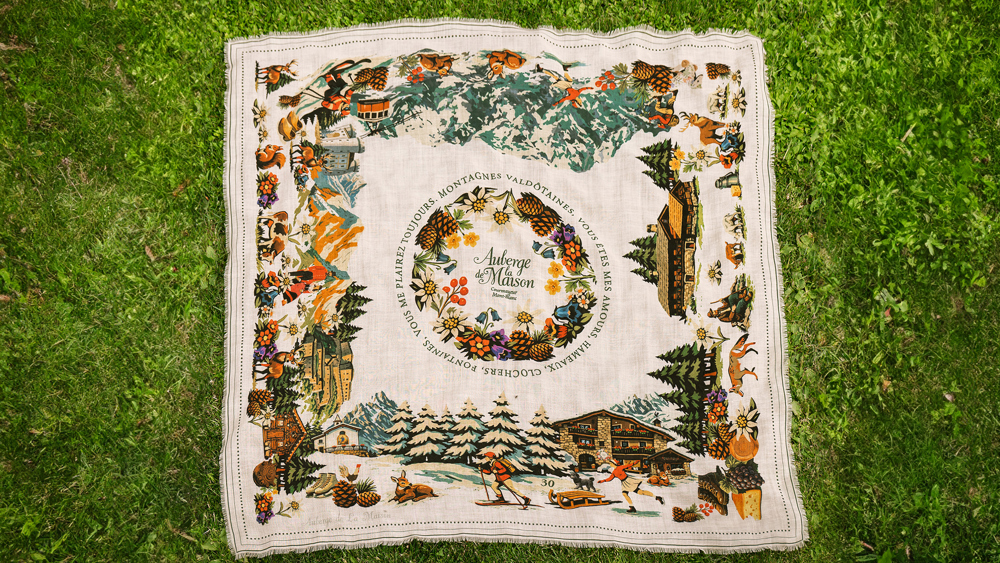 Foulard Hommage à notre Vallée - avorio
