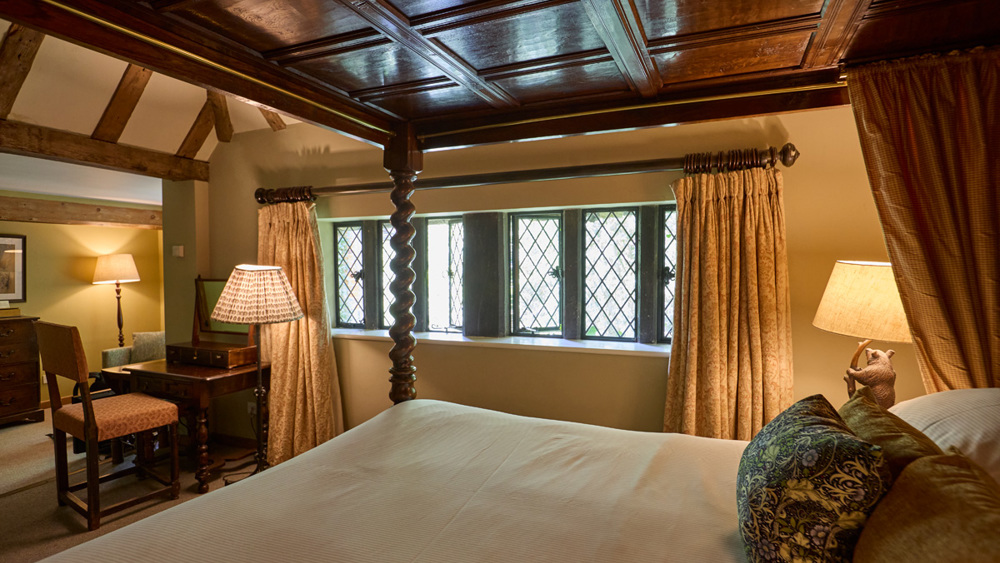 The Feature Room Midweek Break