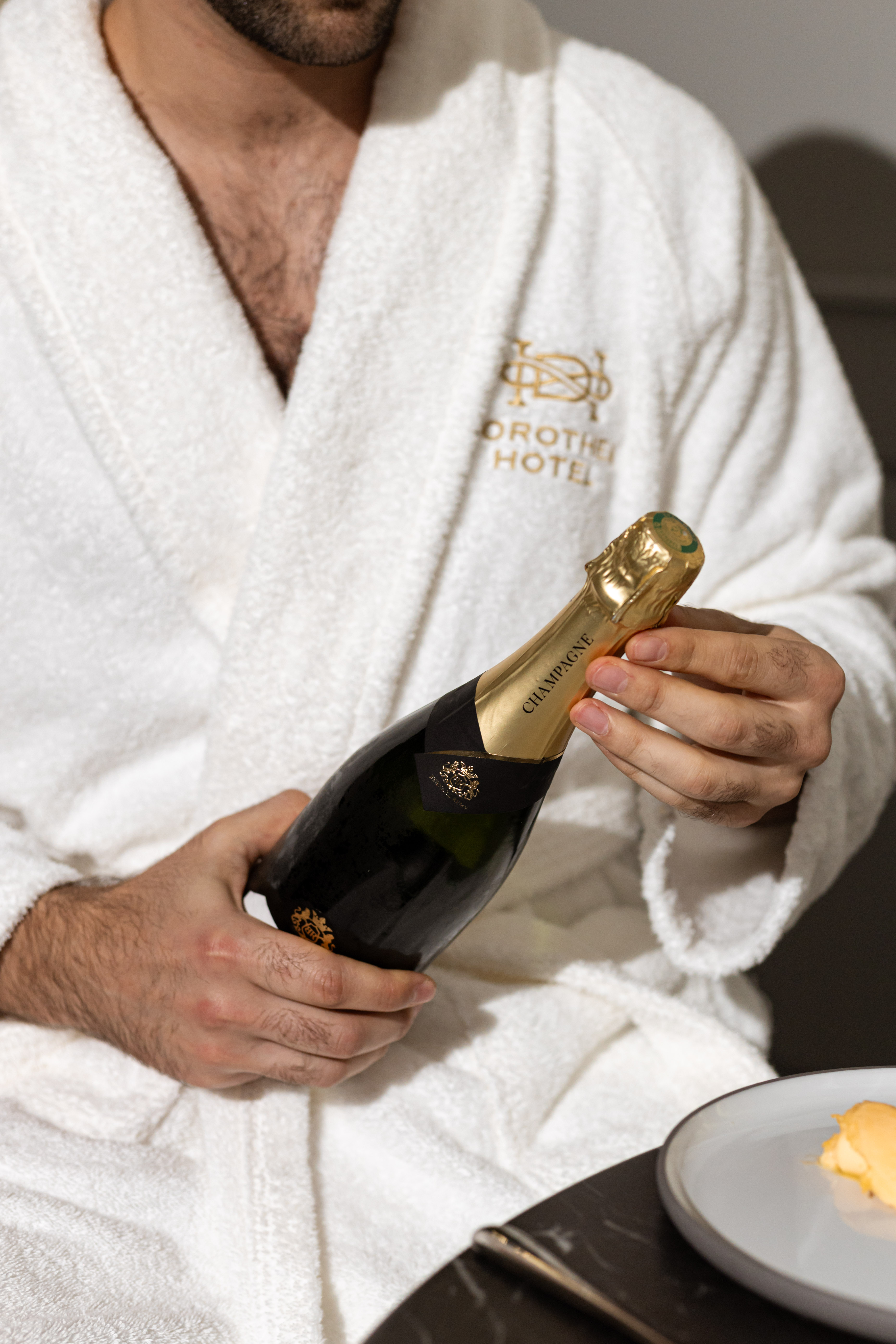 Champagne Suite Escape