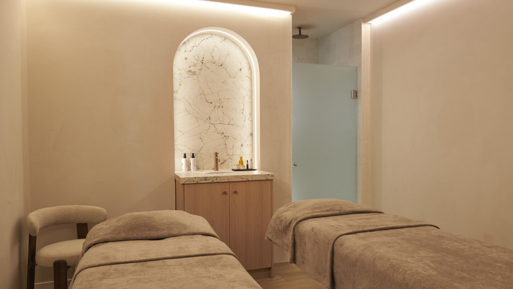 YOU & ME Relaxing Couples Massage