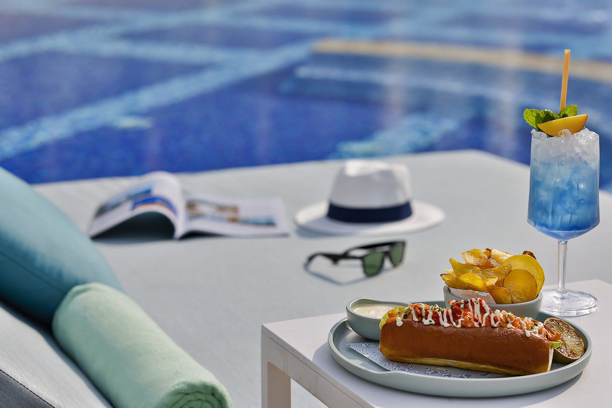 AED 1000 Dining Credit
