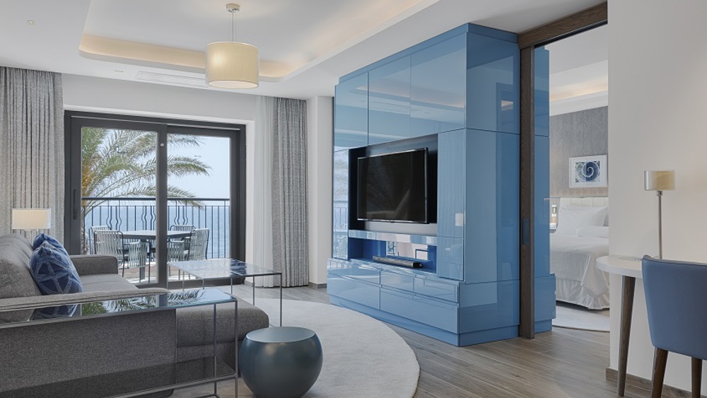 Luxury Baysuite 1 night stay for 2 guests with breakfast included. Valid from April - June 2026