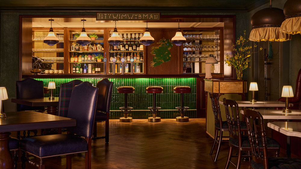 Drinks at Red Sail Room
