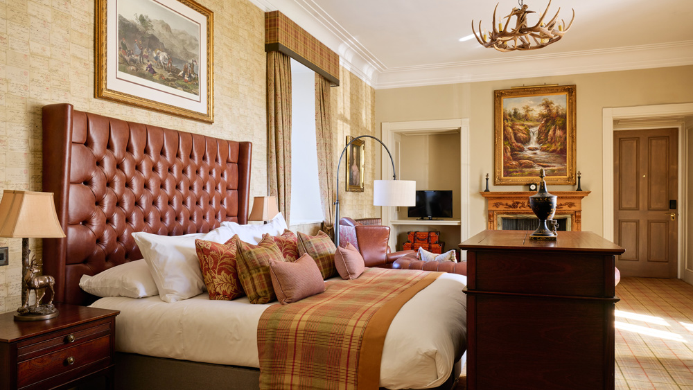 Luxury Break in The Lairds Suite