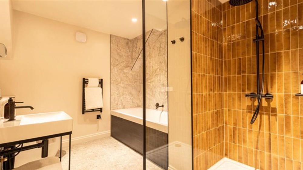 Luxury Overnight Stay For Two With Breakfast in a Pinewood Suite