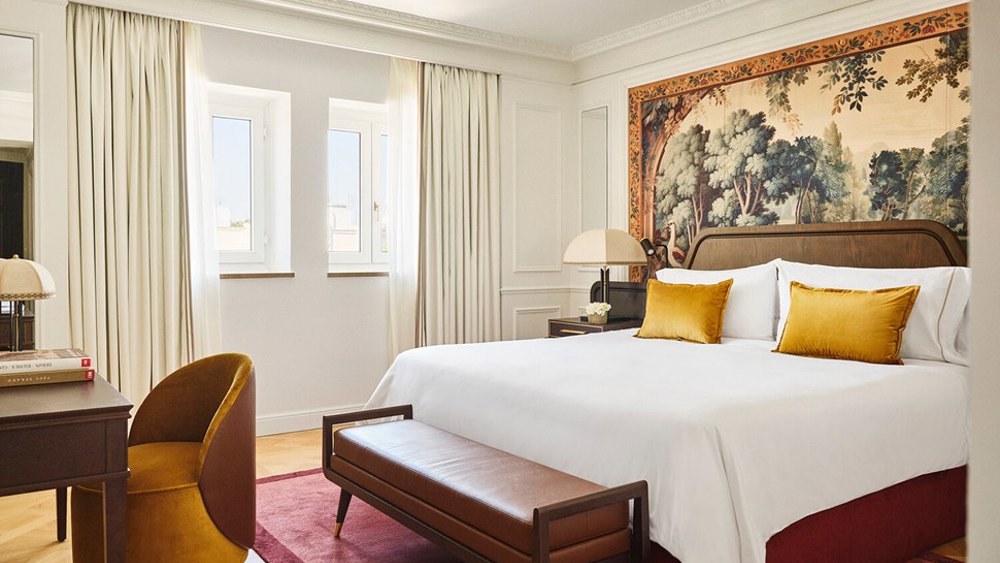 1 Noche en una Cortes Suite con Desayuno