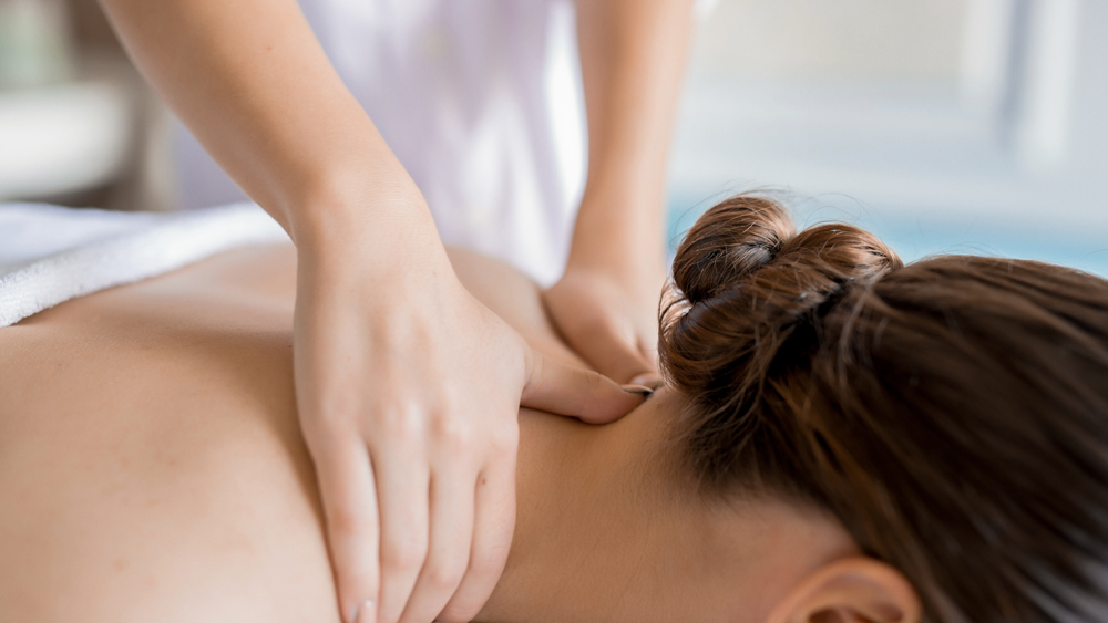 90 Minute Hot Stone Massage