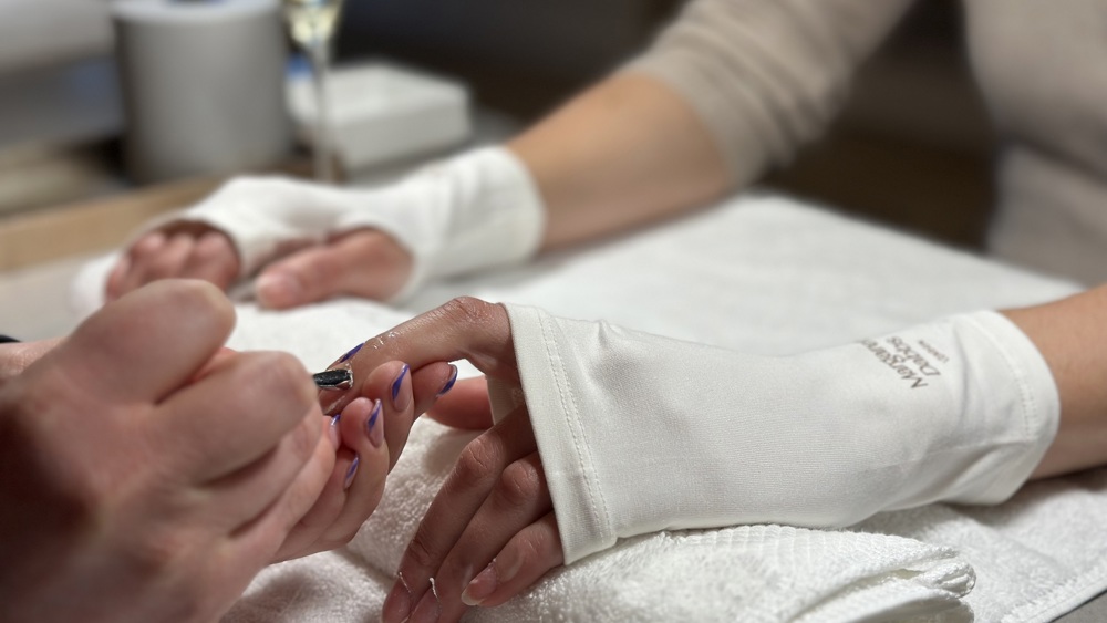 Margaret Dabbs Ultimate manicure