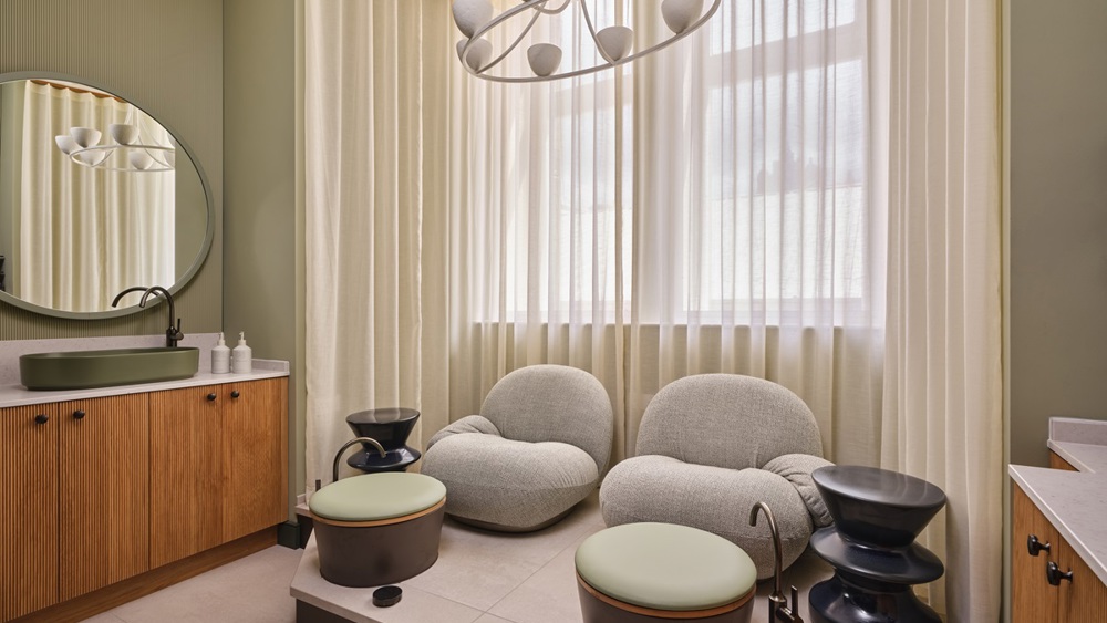 Classic Pedicure - 45-minutes