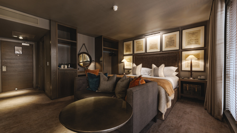 Classic King | Overnight Stay with Breakfast for Two