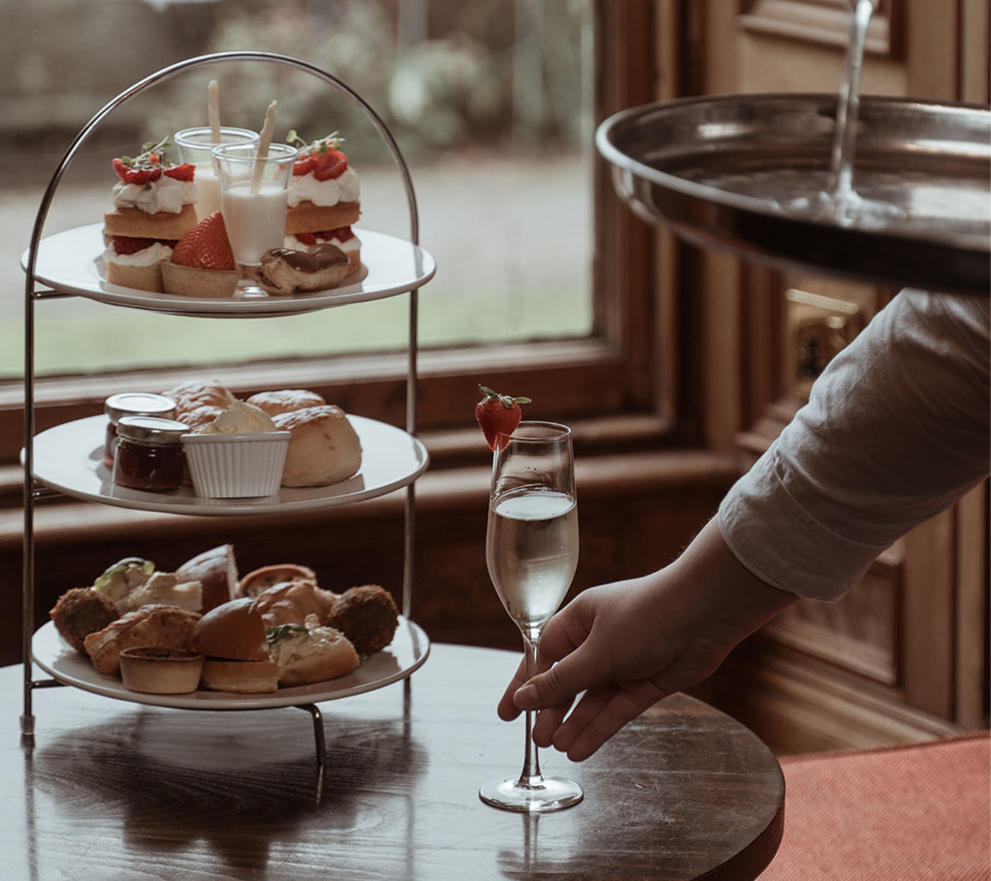 Afternoon Tea for 2 with Prosecco
