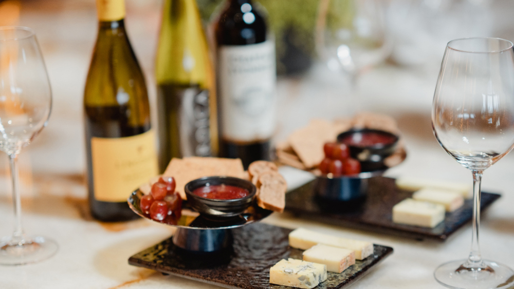 W Lounge - Wine and Cheese Flight For Six