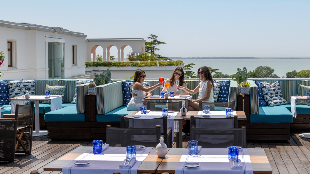 Sagra Rooftop Aperitivo e pranzo o cena - 1 persona