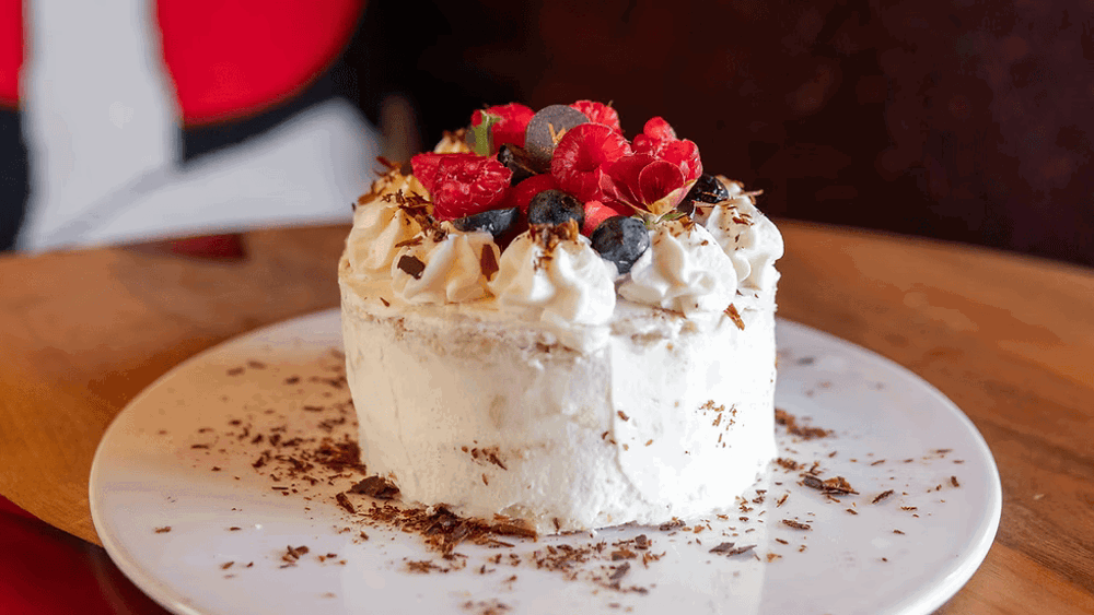 Gâteau à la Crème et aux Fruits Frais
