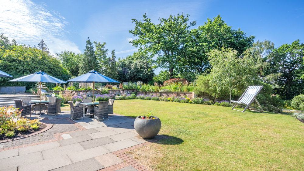 The Bromley Court Hotel Monetary Gift Voucher - £150.00