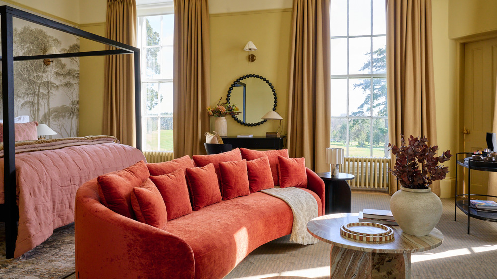 Luxury Overnight Stay for two with Breakfast in a Manor Master Room