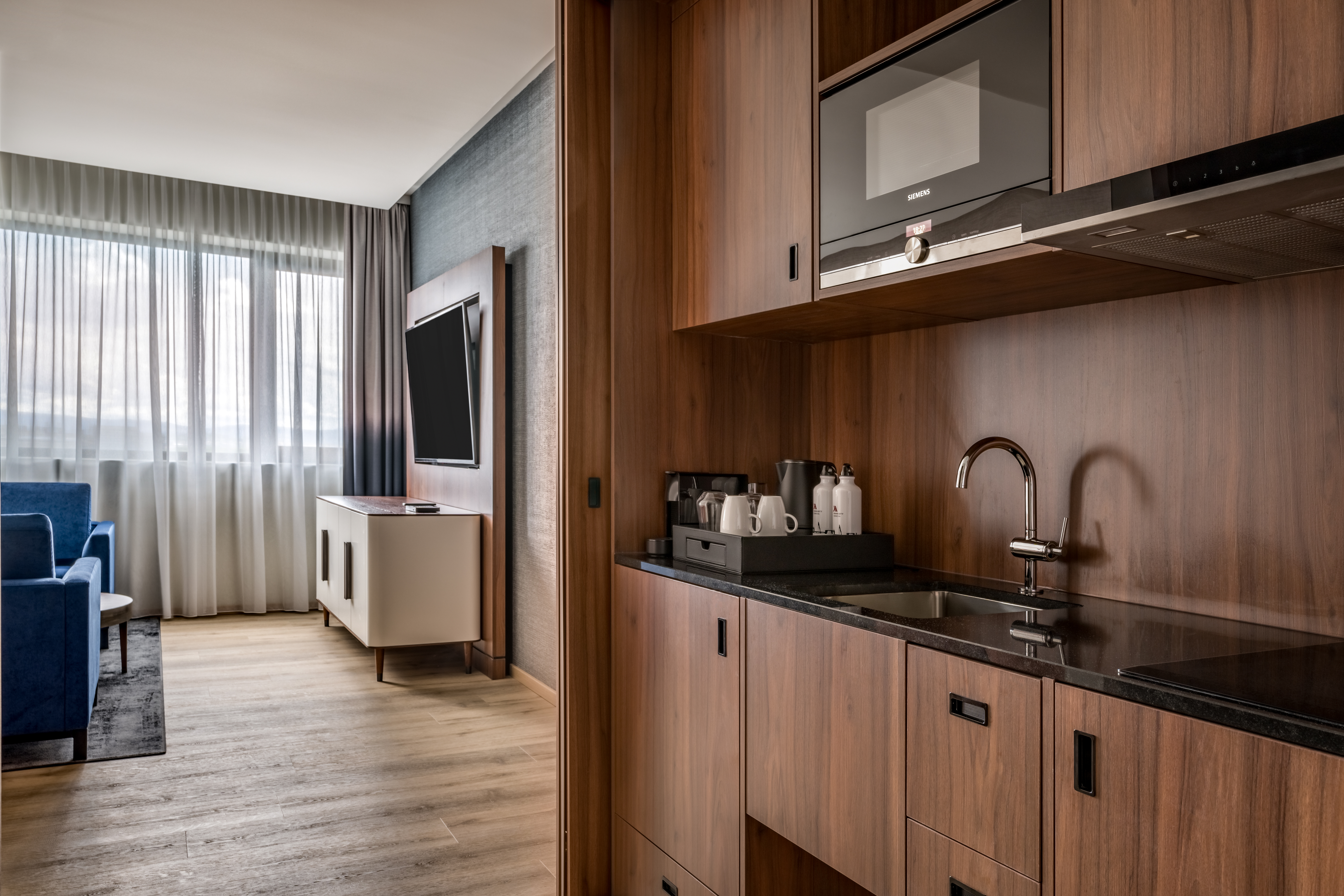 1 NUIT EN CORNER SUITE POUR DEUX INCLUANT LES PETITS DEJEUNERS