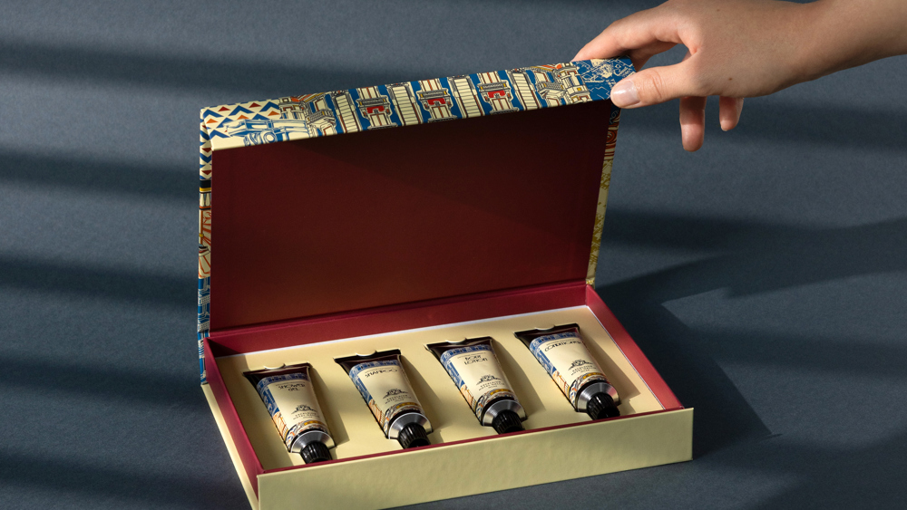Deluxe Gift Box